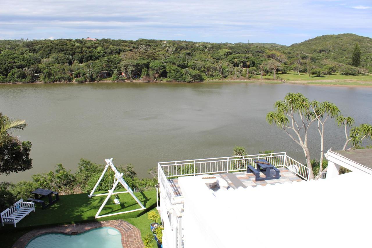 Blue'S Guest House - East London Bonza Bay Exteriér fotografie
