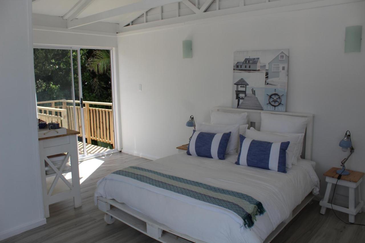 Blue'S Guest House - East London Bonza Bay Exteriér fotografie