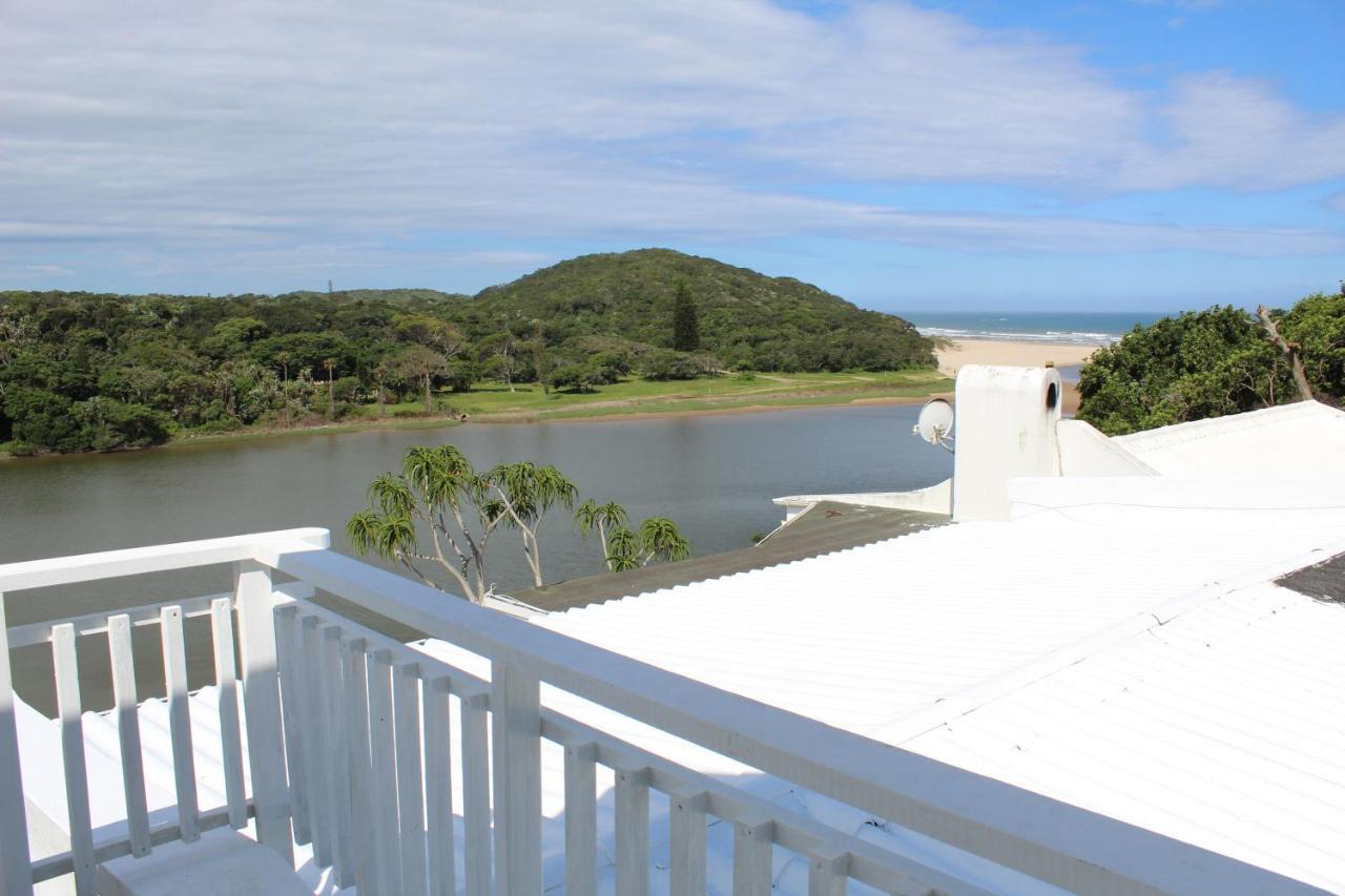 Blue'S Guest House - East London Bonza Bay Exteriér fotografie
