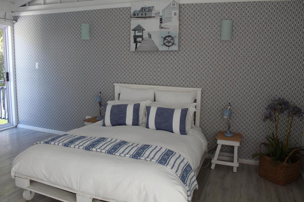 Blue'S Guest House - East London Bonza Bay Exteriér fotografie