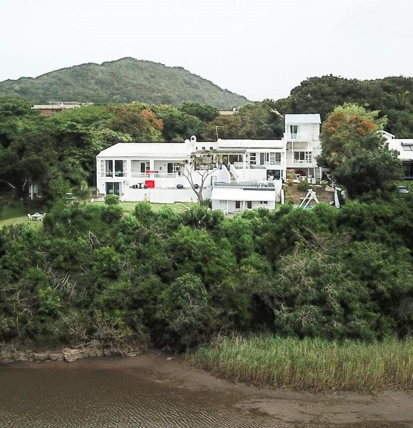 Blue'S Guest House - East London Bonza Bay Exteriér fotografie