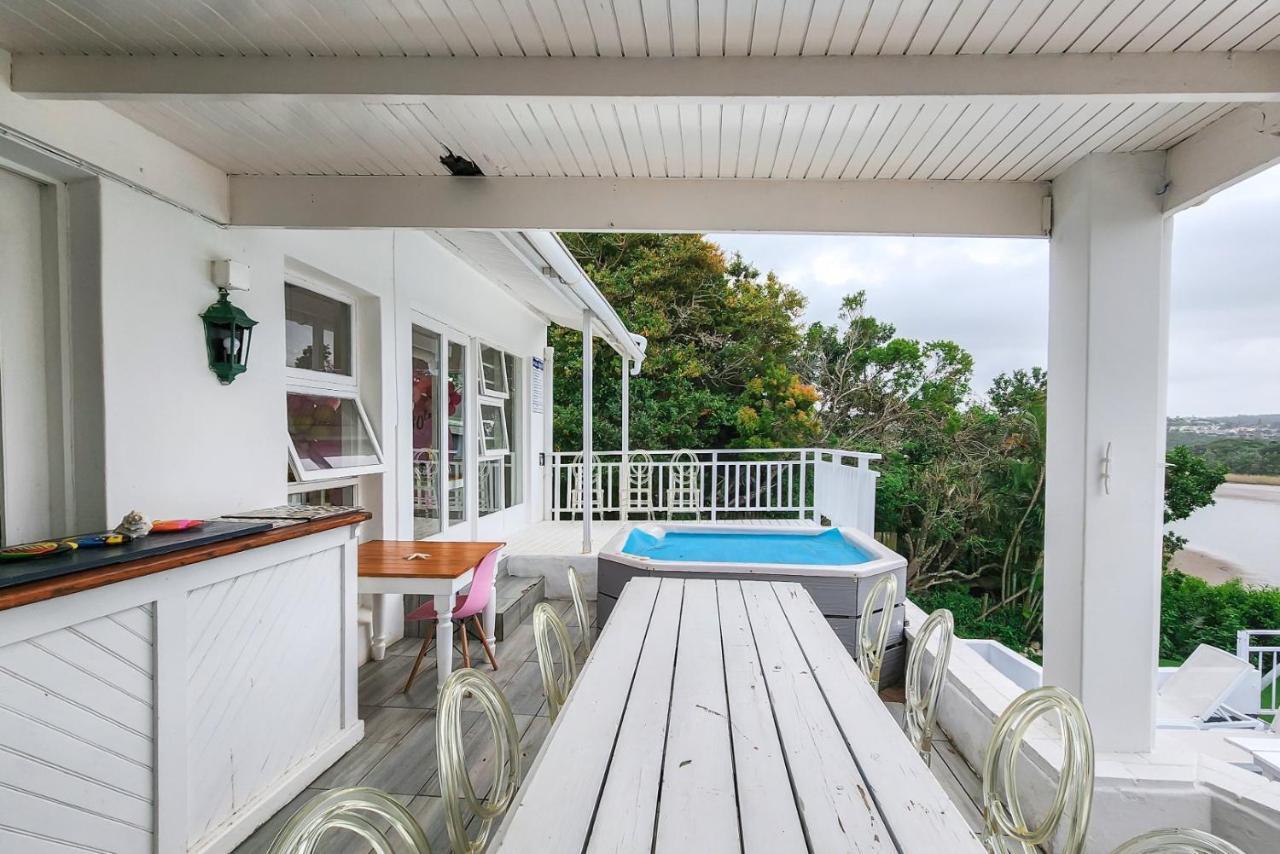 Blue'S Guest House - East London Bonza Bay Exteriér fotografie