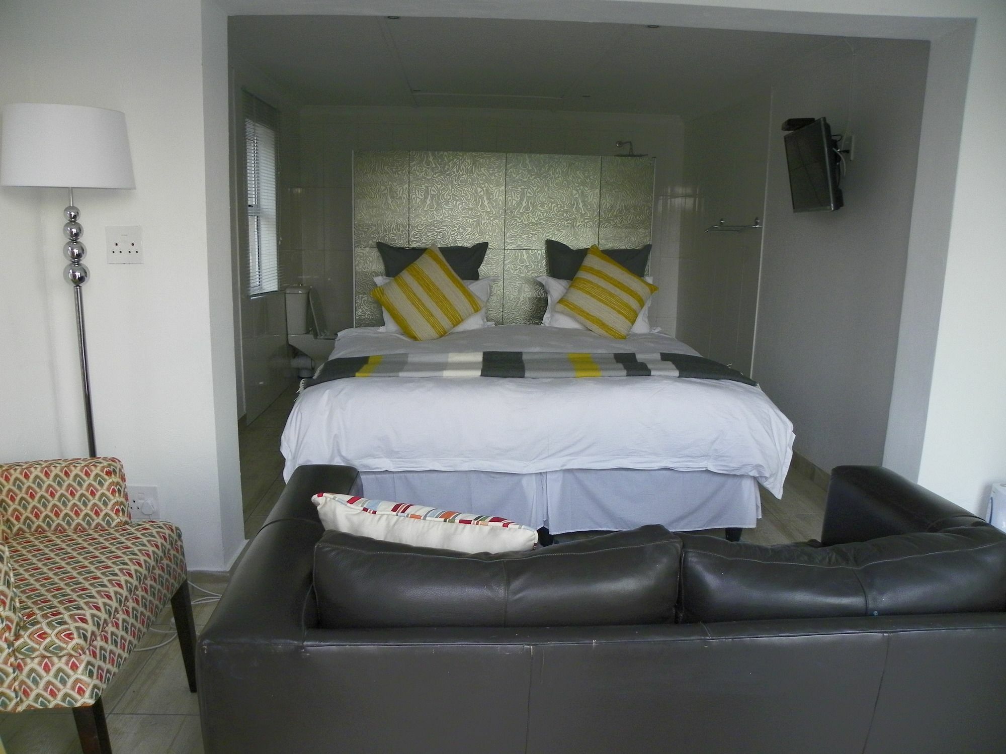 Blue'S Guest House - East London Bonza Bay Exteriér fotografie