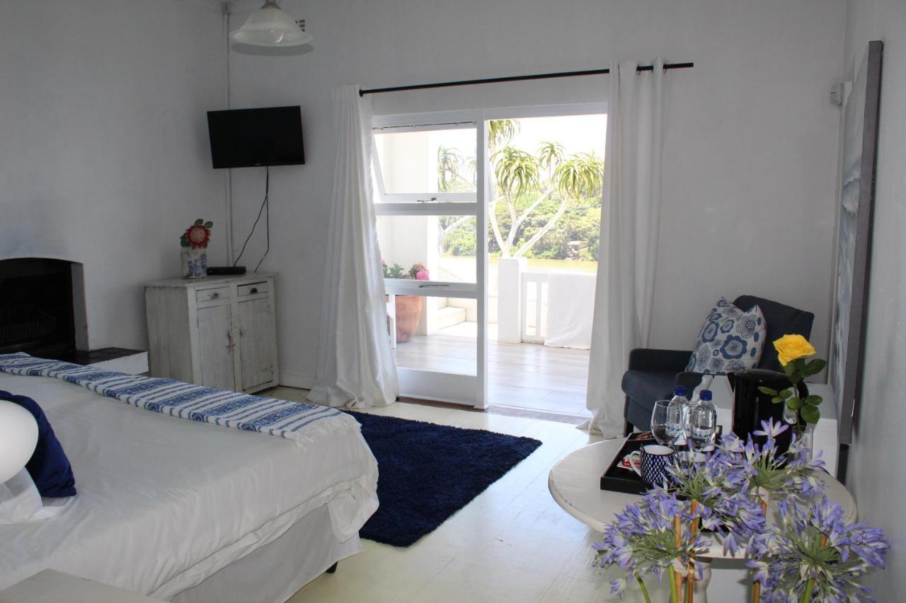 Blue'S Guest House - East London Bonza Bay Exteriér fotografie